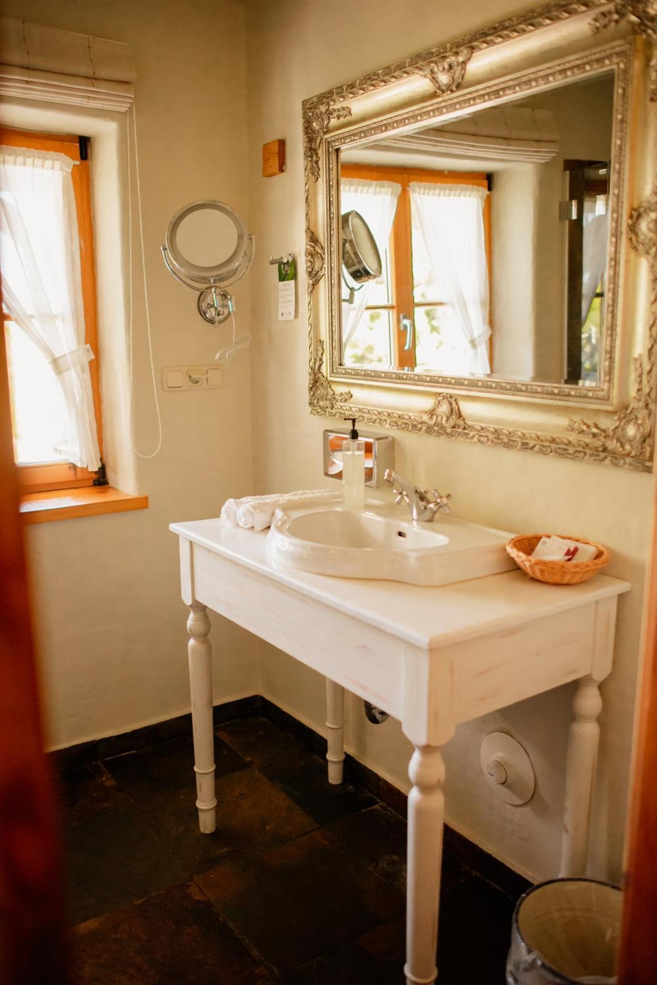 Osada Gleboczek. Vine Resort&Spa Wielki Głęboczek 外观 照片